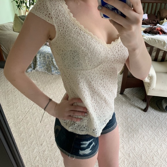 Lace shirt - Picture 1 of 2